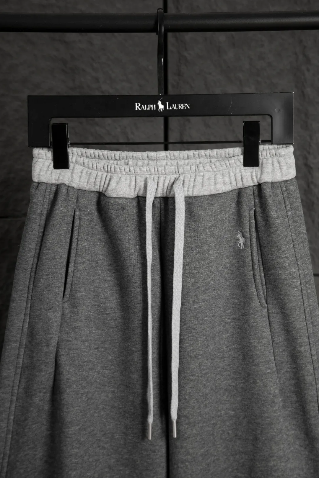 25130 #Dark gray real photo P230